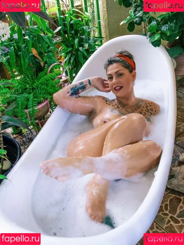 Danielle Colby / DanielleColby / daniellecolbyamericanpicker Onlyfans Photo Gallery 