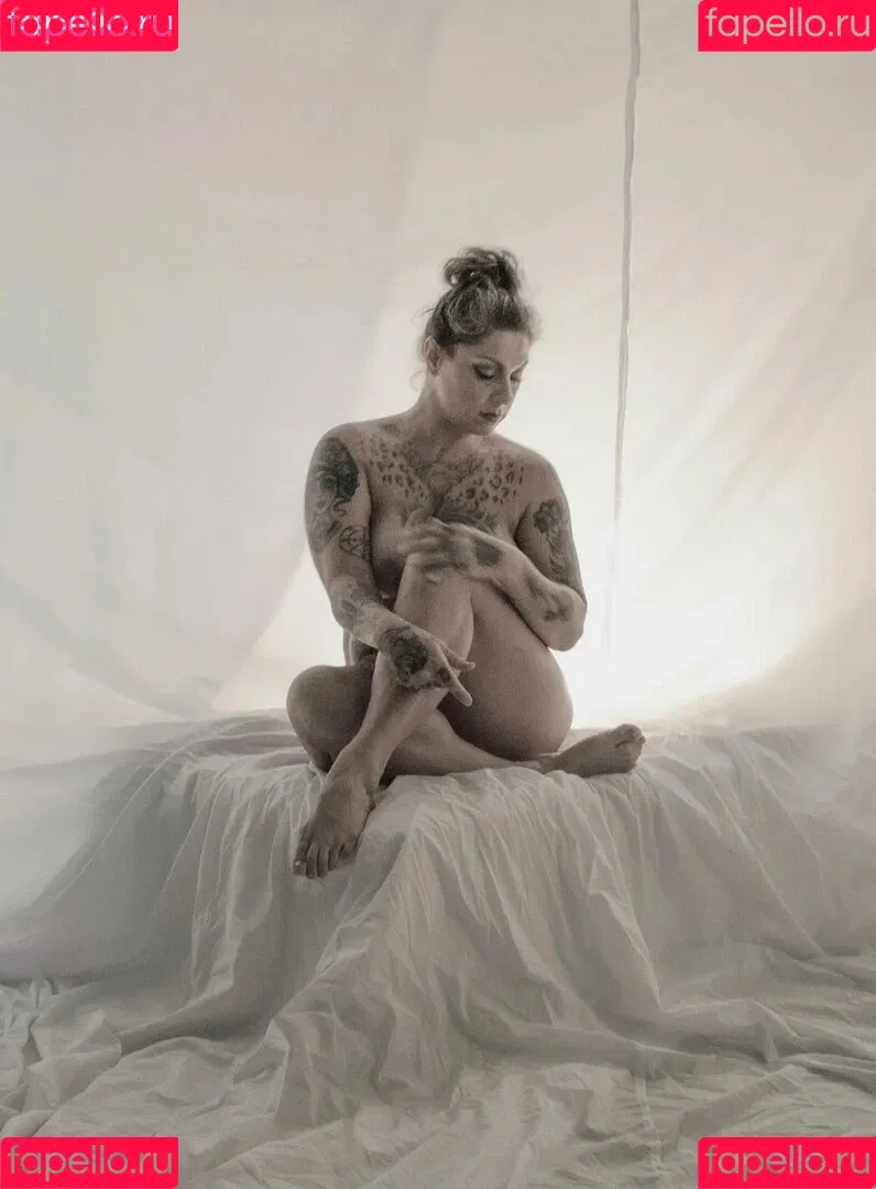 Danielle Colby / DanielleColby / daniellecolbyamericanpicker Onlyfans Photo Gallery 