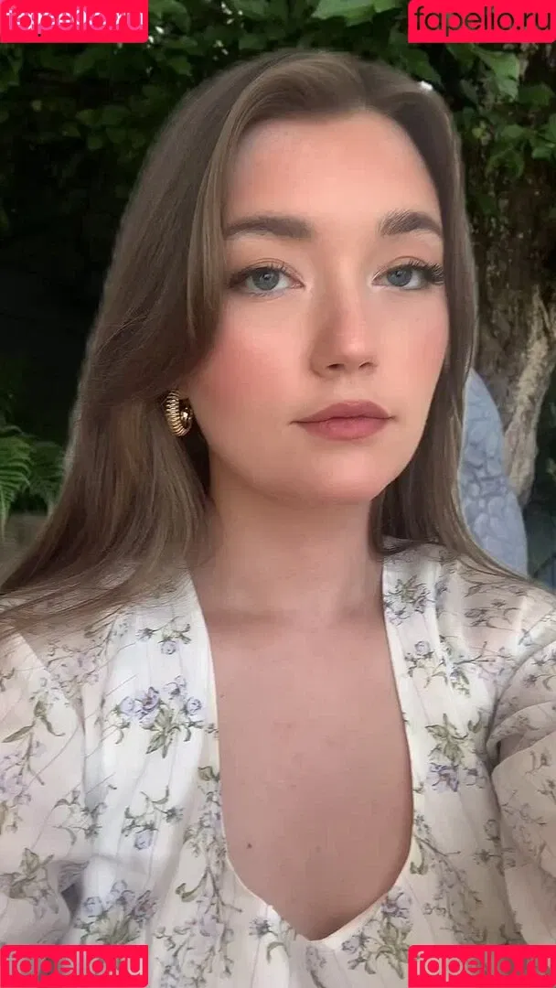 British Teens / Olivia Keane / https: / oliviakeane / oliviakeane__ Onlyfans Photo Gallery 