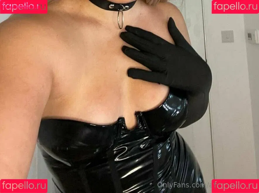avery-maeex / averyham Onlyfans Photo Gallery 