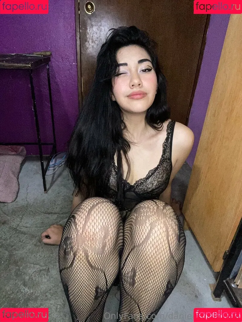 daniela.marquez / danielamarquezb_ Onlyfans Photo Gallery 
