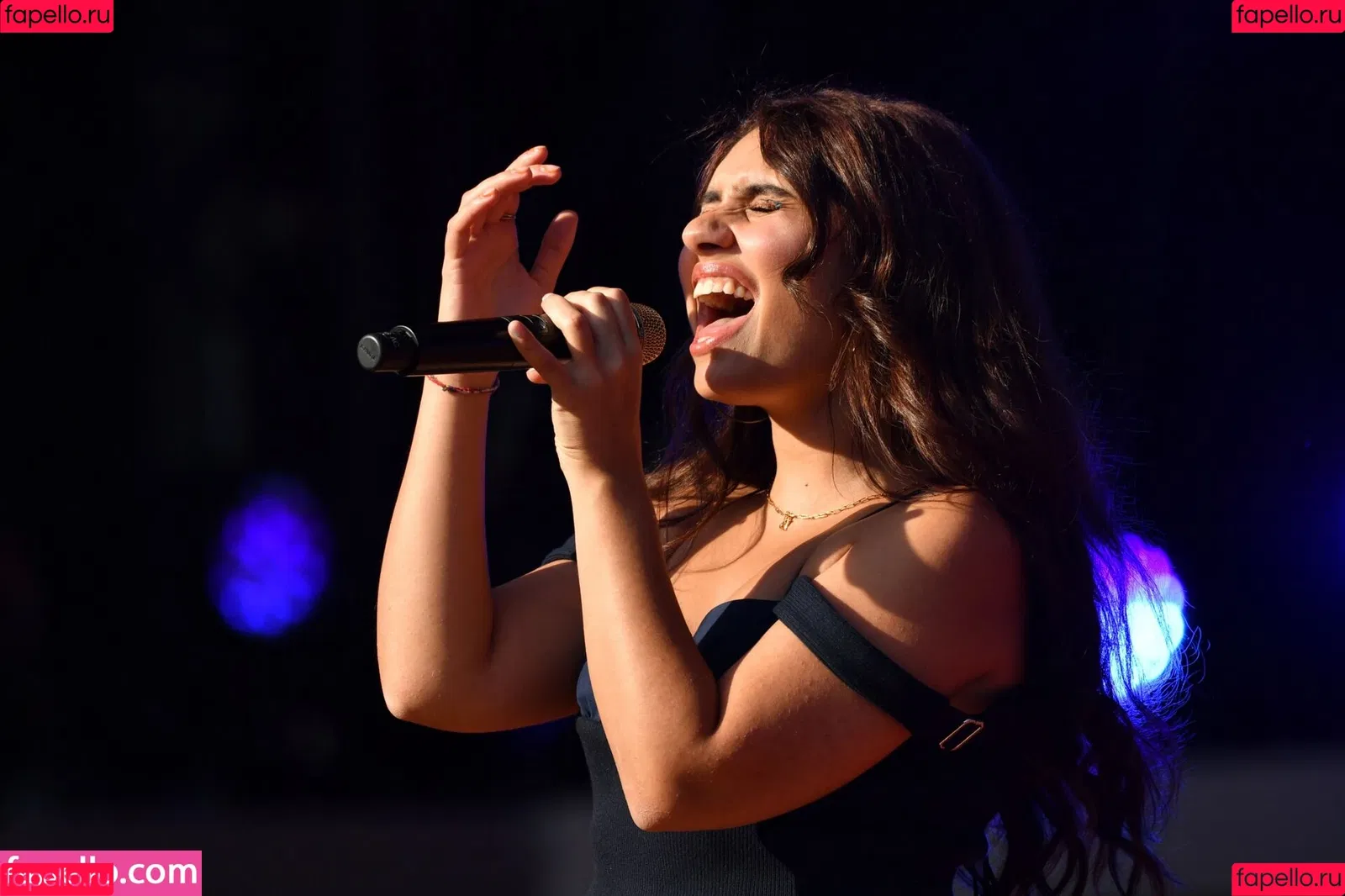 Alessia Cara / alessiacara / alessiasmusic Onlyfans Photo Gallery 