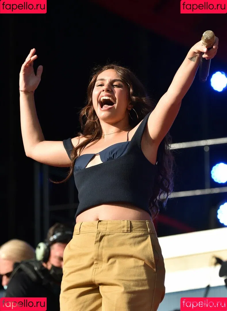 Alessia Cara / alessiacara / alessiasmusic Onlyfans Photo Gallery 