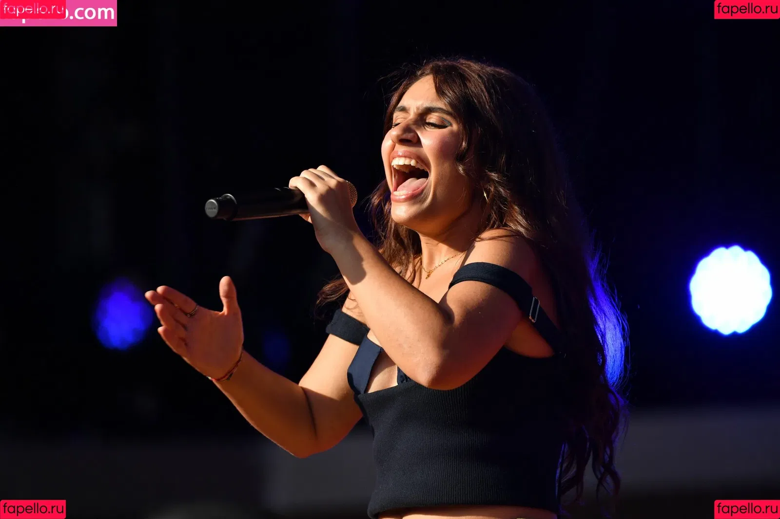 Alessia Cara / alessiacara / alessiasmusic Onlyfans Photo Gallery 