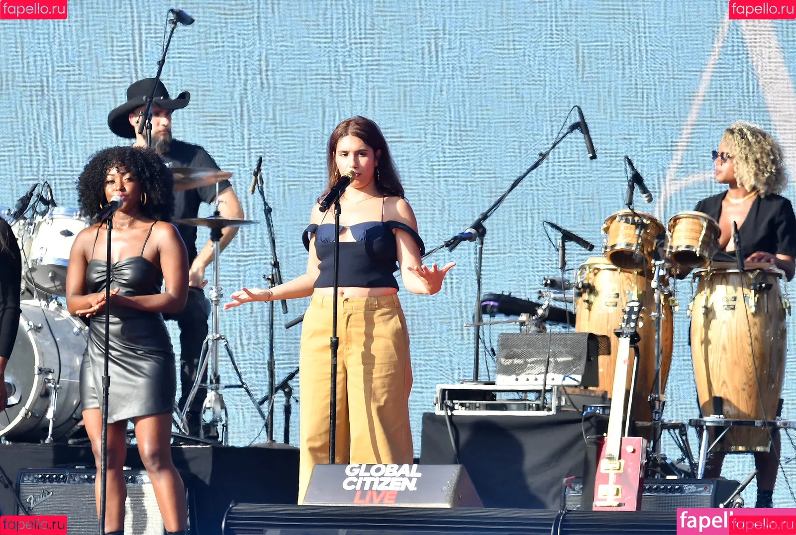 Alessia Cara / alessiacara / alessiasmusic Onlyfans Photo Gallery 