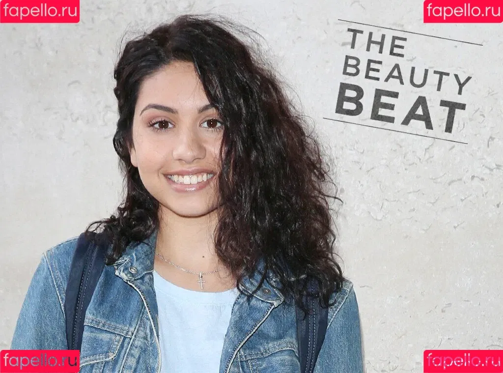 Alessia Cara / alessiacara / alessiasmusic Onlyfans Photo Gallery 