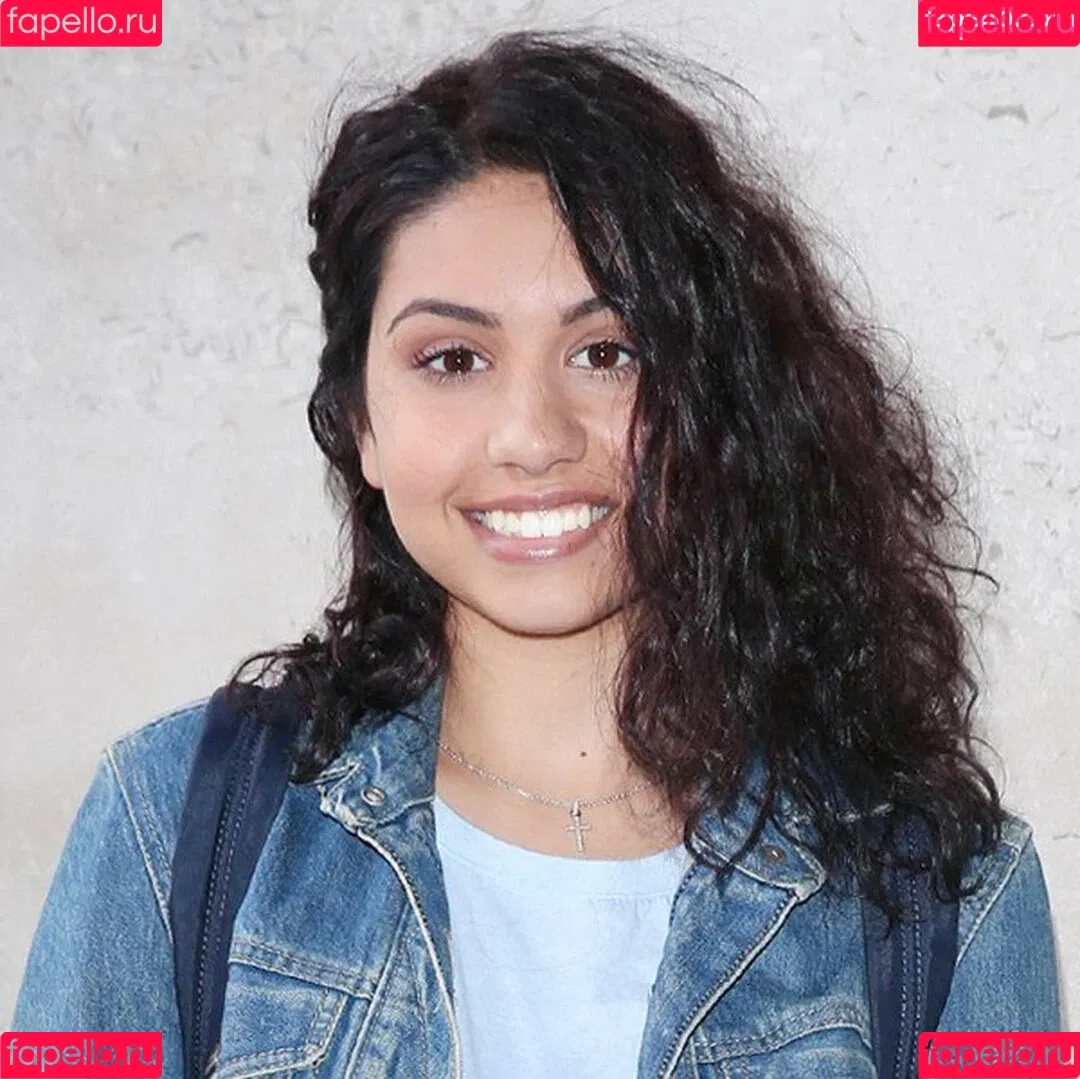 Alessia Cara / alessiacara / alessiasmusic Onlyfans Photo Gallery 