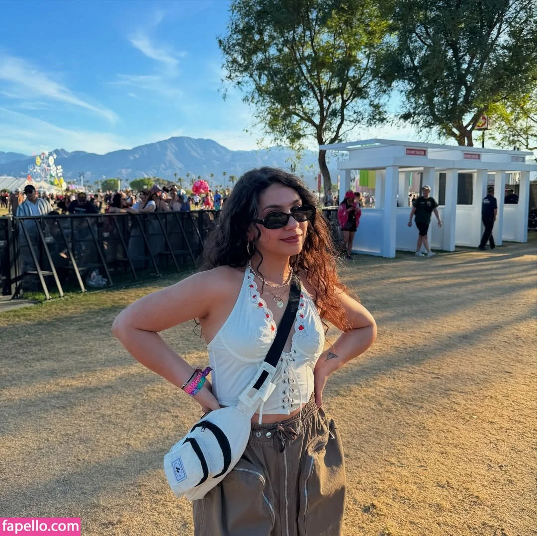Alessia Cara Nude Onlyfans Photo 42