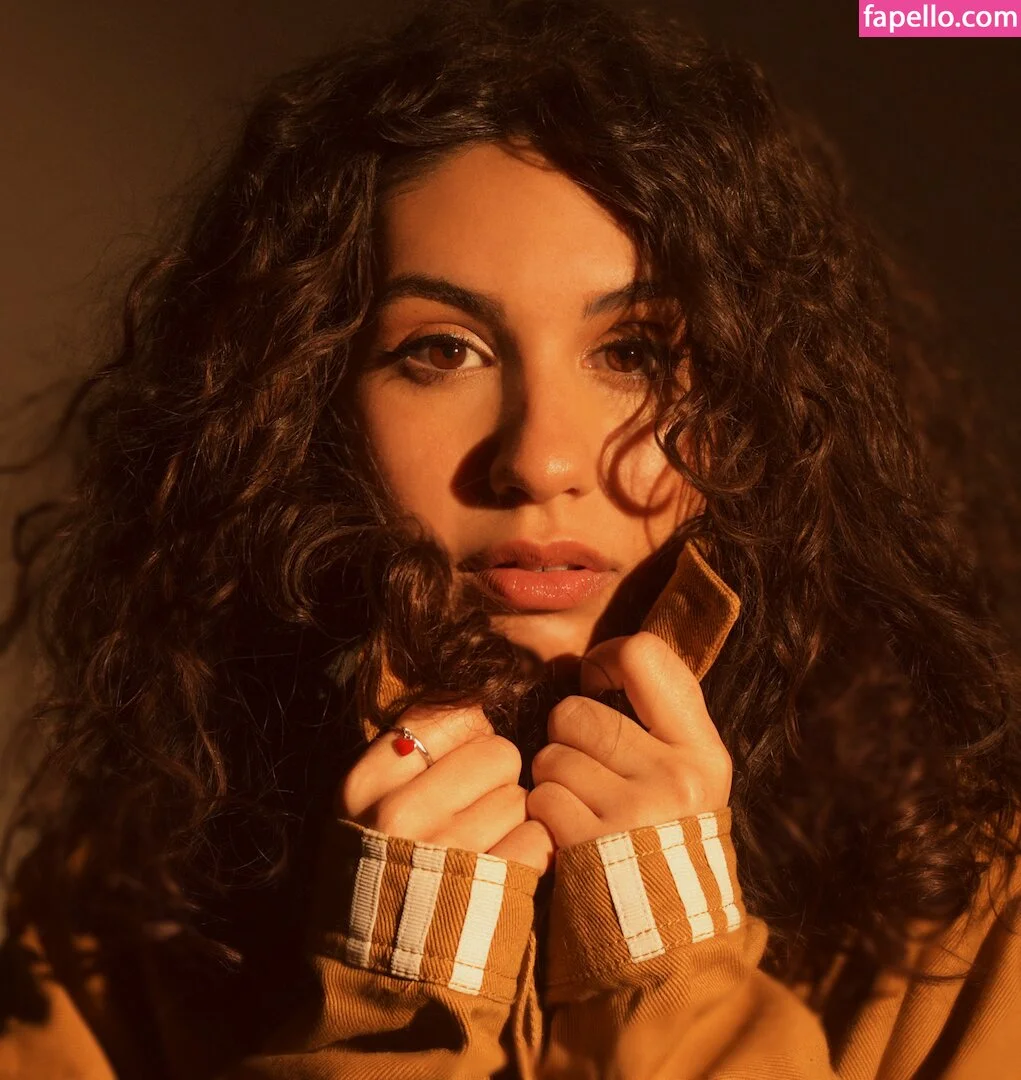 Alessia Cara Nude Onlyfans Photo 41