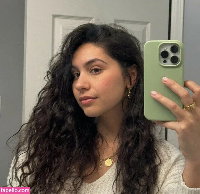 Alessia Cara Nude Onlyfans Photo 5