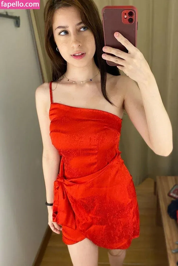 Beatriz Gomez / BiaGomez / abelgomez / lbiagomez Onlyfans Photo Gallery 