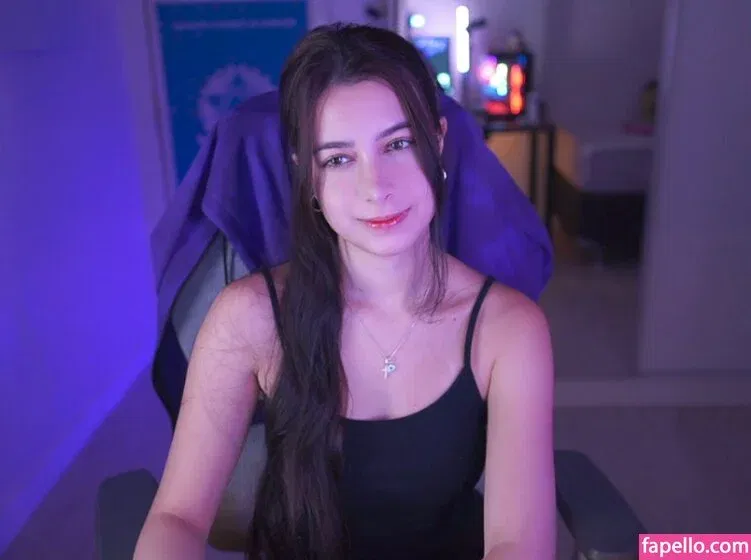 Beatriz Gomez / BiaGomez / abelgomez / lbiagomez Onlyfans Photo Gallery 