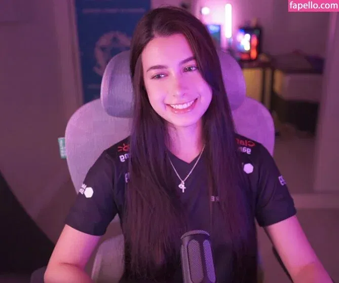 Beatriz Gomez / BiaGomez / abelgomez / lbiagomez Onlyfans Photo Gallery 