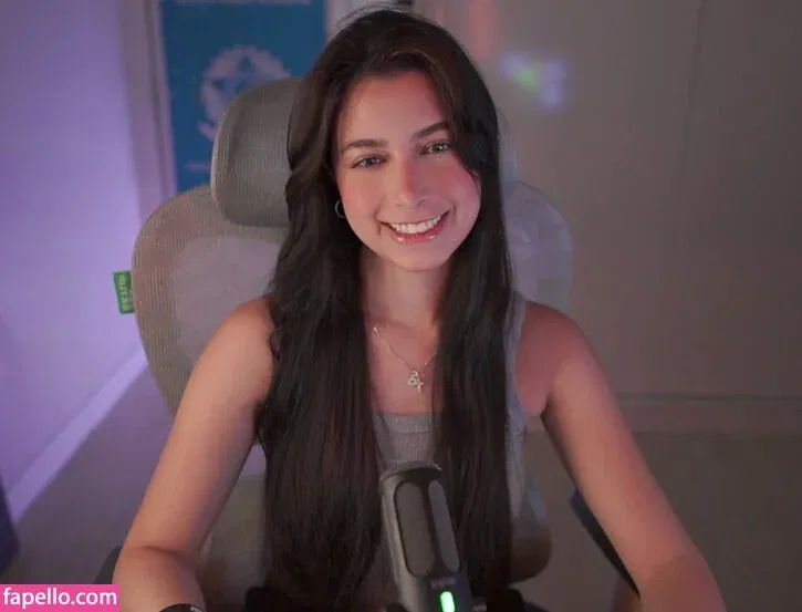 Beatriz Gomez / BiaGomez / abelgomez / lbiagomez Onlyfans Photo Gallery 