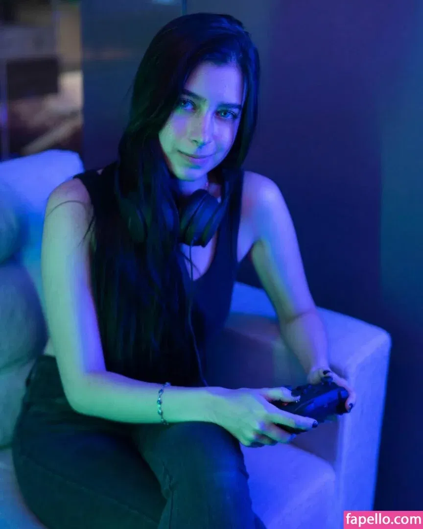 Beatriz Gomez / BiaGomez / abelgomez / lbiagomez Onlyfans Photo Gallery 