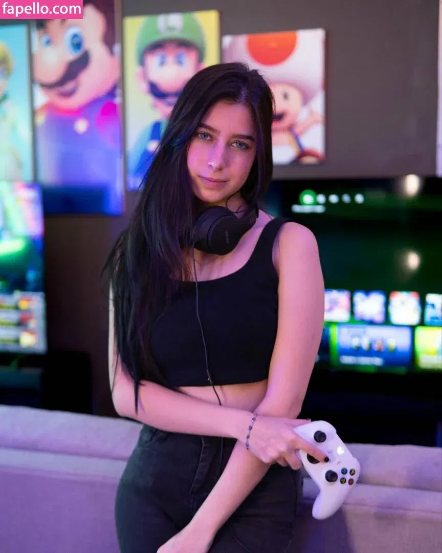 Beatriz Gomez / BiaGomez / abelgomez / lbiagomez Onlyfans Photo Gallery 