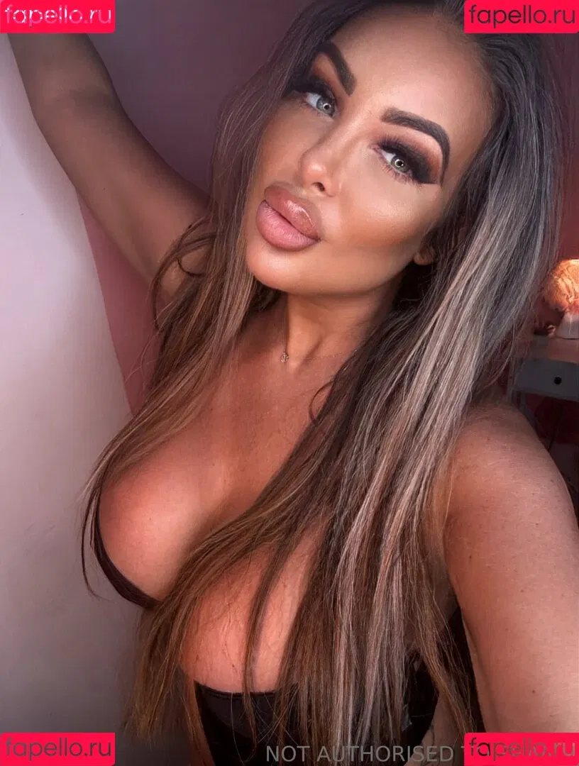 Jema Gilsenan / Levi Babestation / levibabestation Onlyfans Photo Gallery 