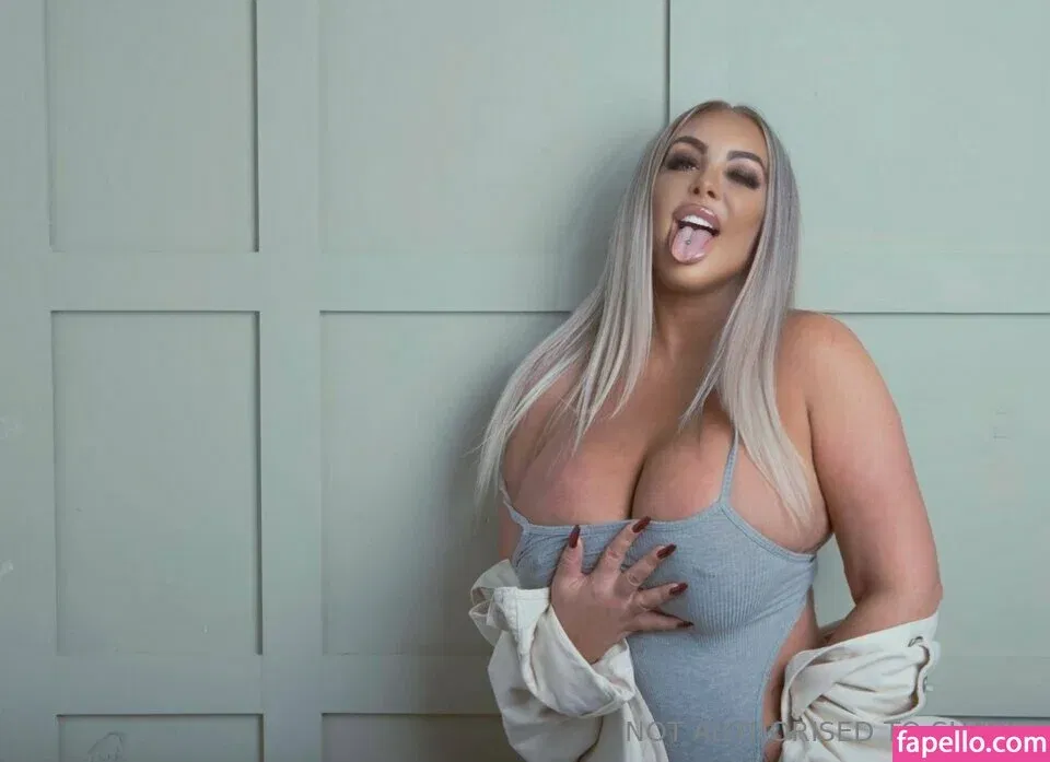 Jema Gilsenan / Levi Babestation / levibabestation Onlyfans Photo Gallery 