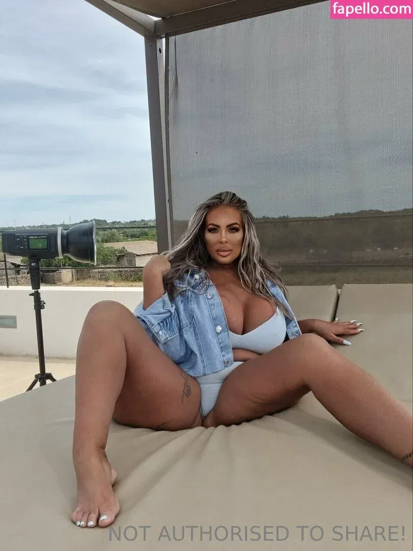 Jema Gilsenan / Levi Babestation / levibabestation Onlyfans Photo Gallery 