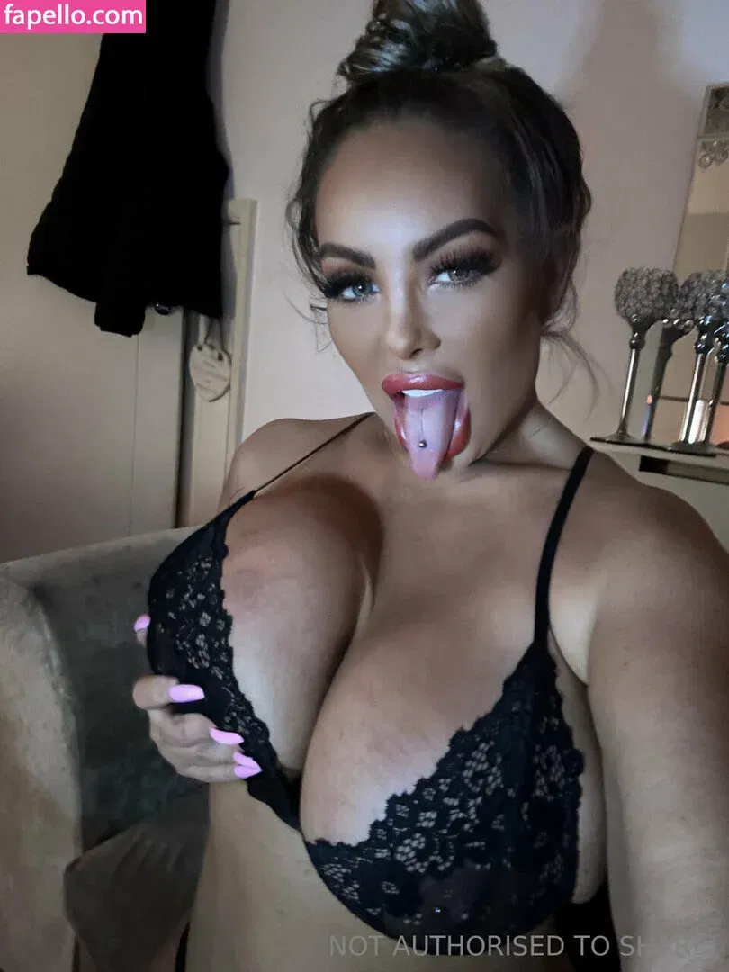 Jema Gilsenan / Levi Babestation / levibabestation Onlyfans Photo Gallery 