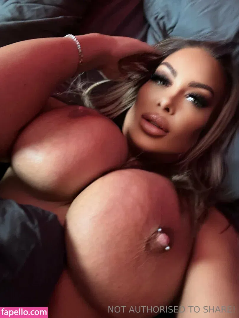 Jema Gilsenan / Levi Babestation / levibabestation Onlyfans Photo Gallery 