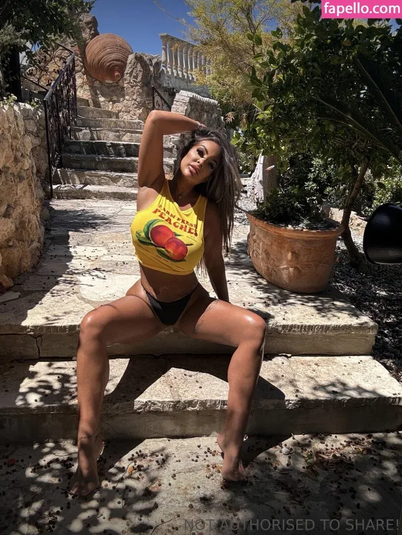 Jema Gilsenan / Levi Babestation / levibabestation Onlyfans Photo Gallery 