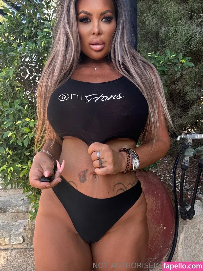 Jema Gilsenan / Levi Babestation / levibabestation Onlyfans Photo Gallery 