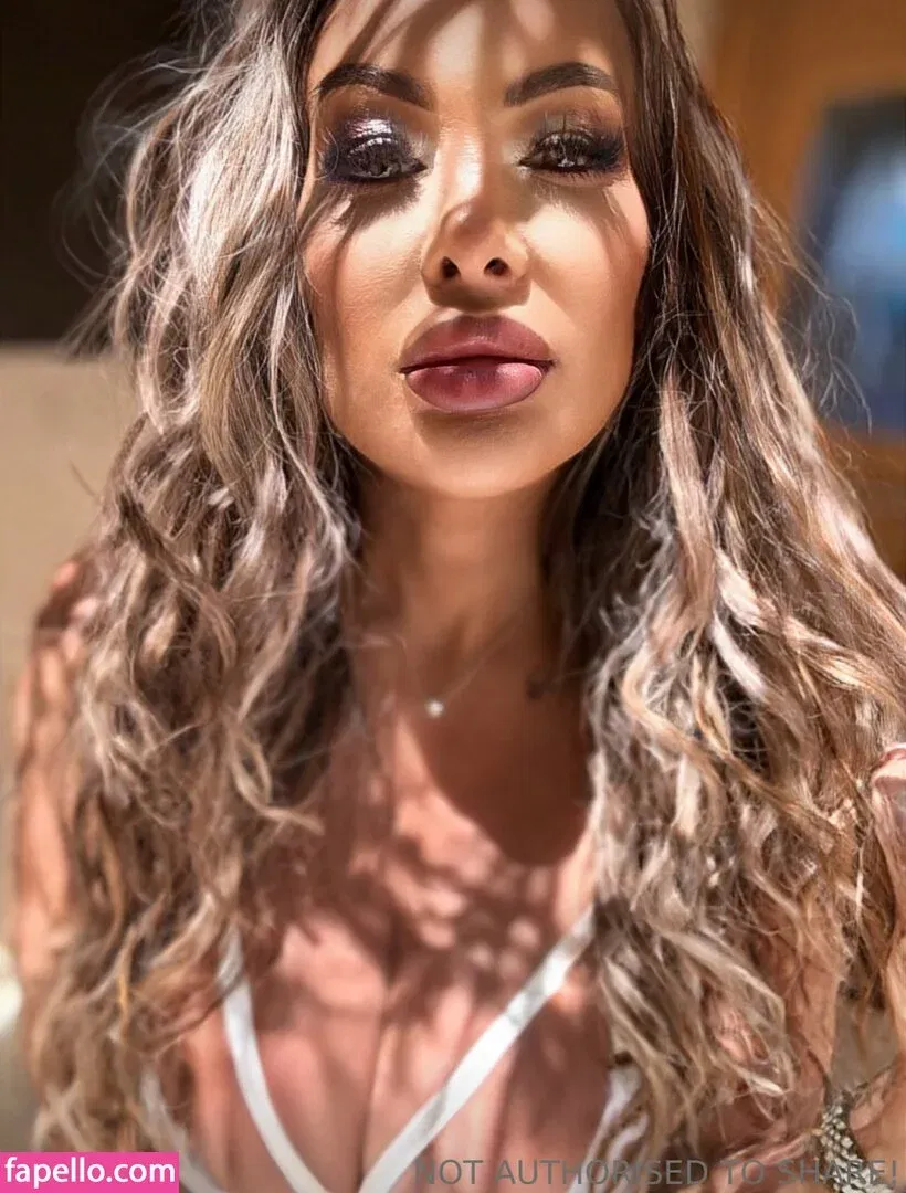 Jema Gilsenan / Levi Babestation / levibabestation Onlyfans Photo Gallery 