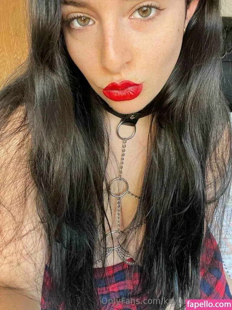 _iamksyusha_ / ksyusha_meow Onlyfans Photo Gallery 