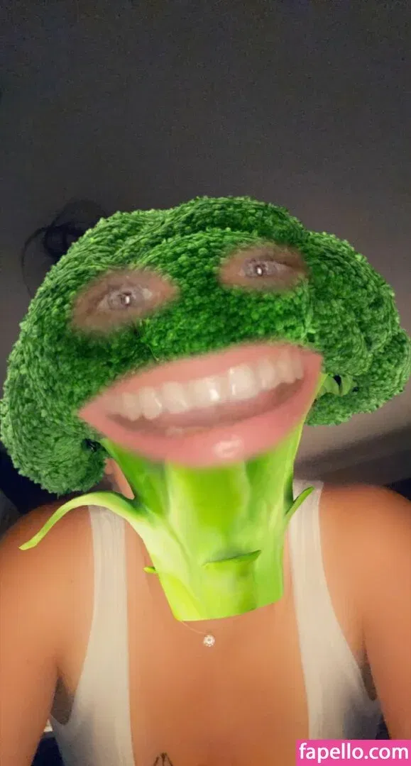 SavRose / savrosee Onlyfans Photo Gallery 