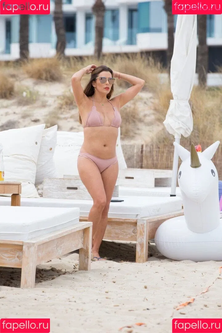 Eva Longoria / EvaLongoria Onlyfans Photo Gallery 
