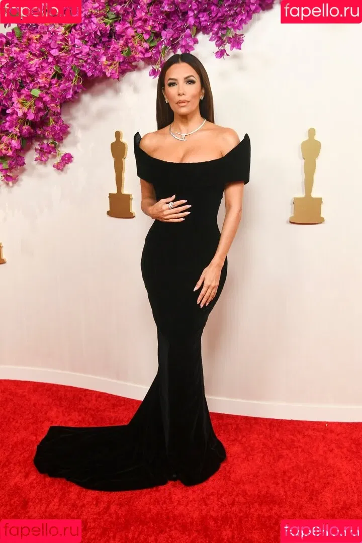 Eva Longoria / EvaLongoria Onlyfans Photo Gallery 