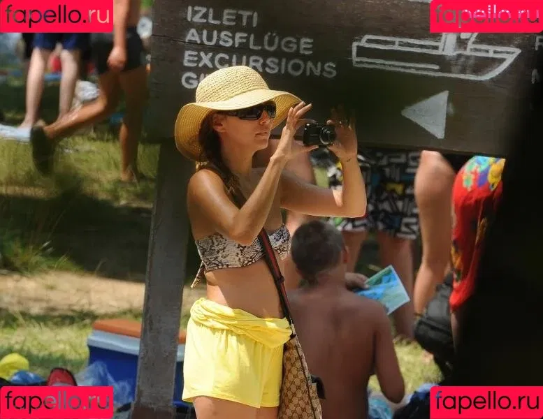 Eva Longoria / EvaLongoria Onlyfans Photo Gallery 