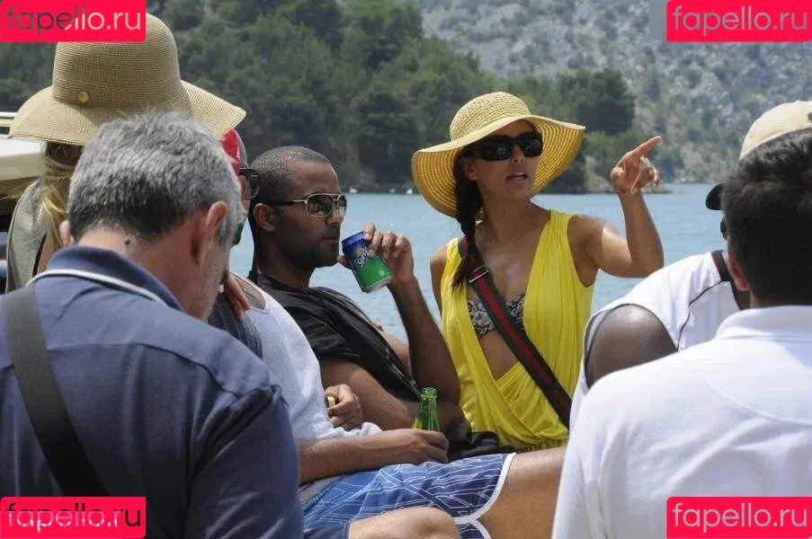 Eva Longoria / EvaLongoria Onlyfans Photo Gallery 