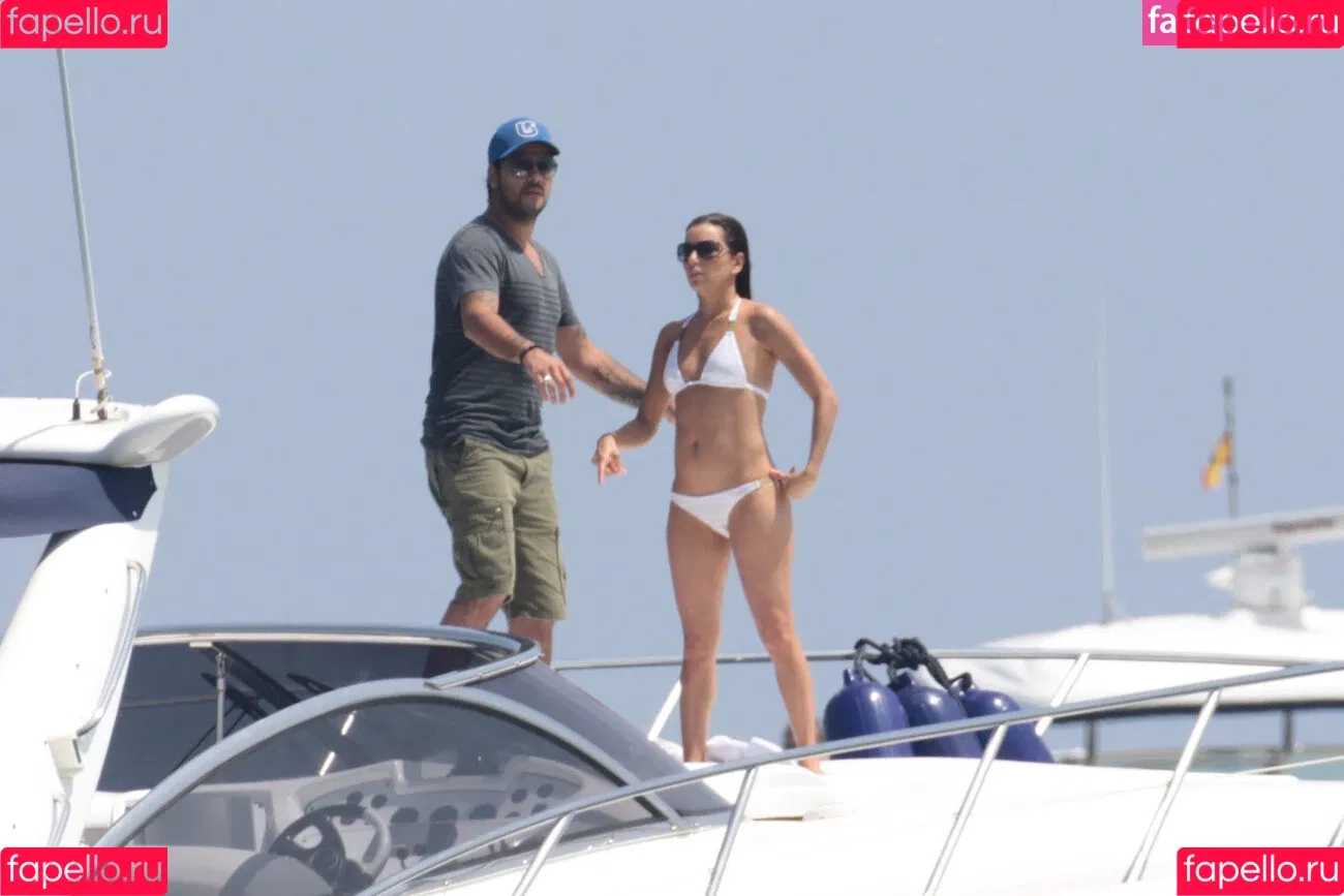 Eva Longoria / EvaLongoria Onlyfans Photo Gallery 