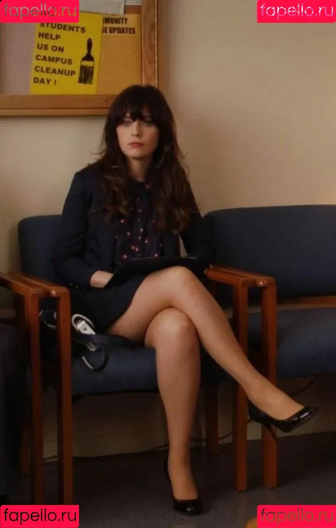 Zooey Deschanel / zooeydeschanel Onlyfans Photo Gallery 