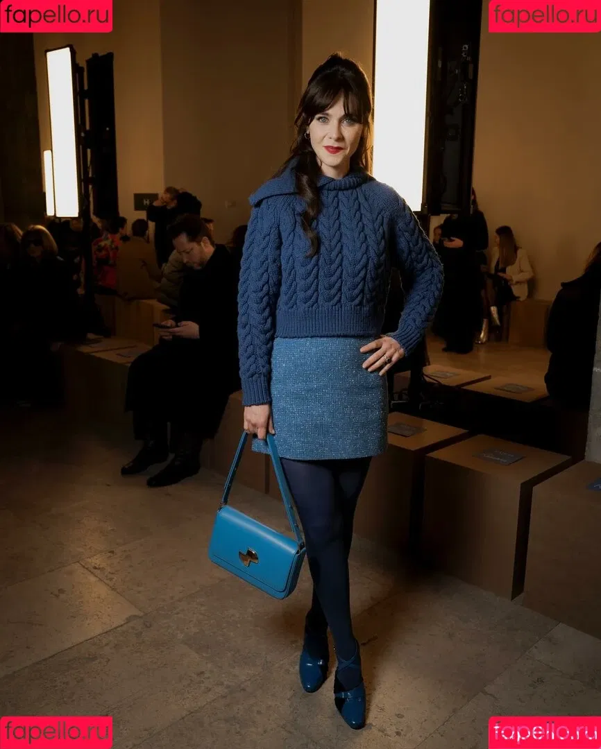 Zooey Deschanel / zooeydeschanel Onlyfans Photo Gallery 