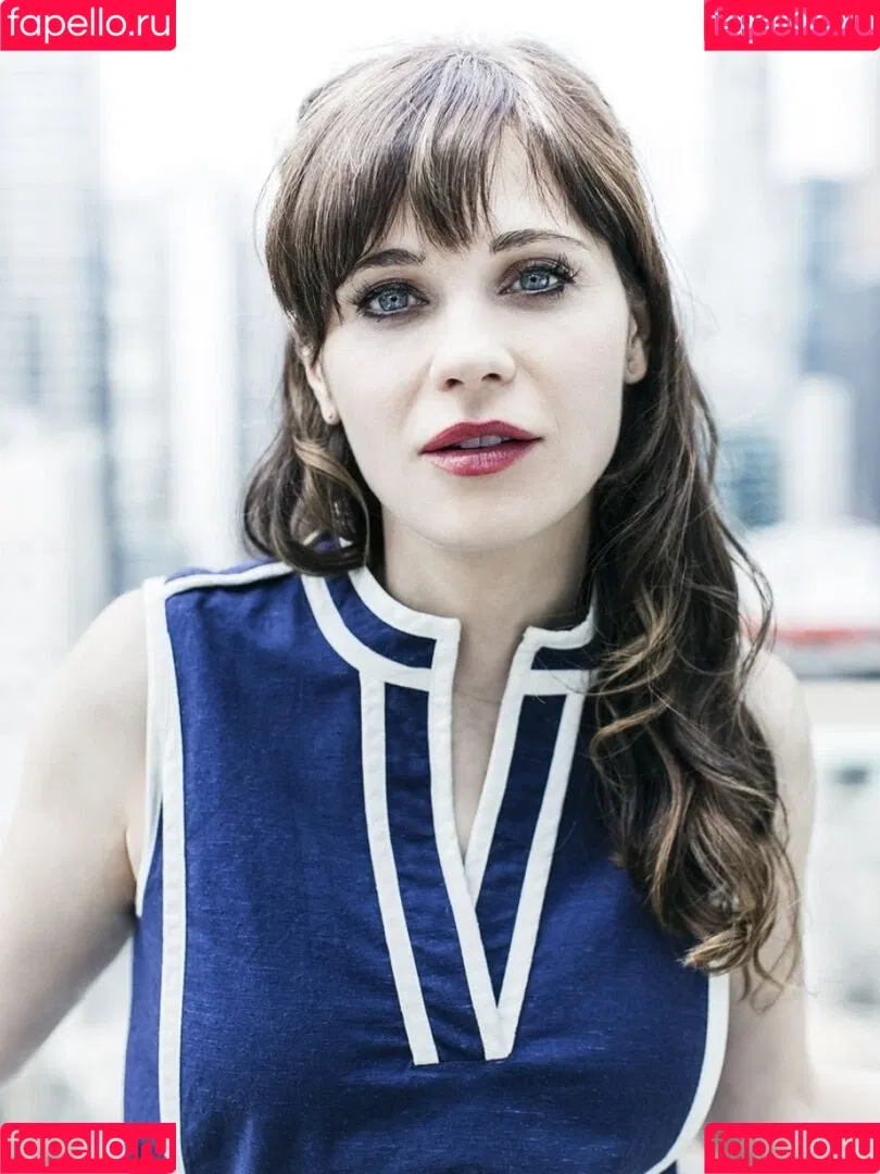 Zooey Deschanel / zooeydeschanel Onlyfans Photo Gallery 