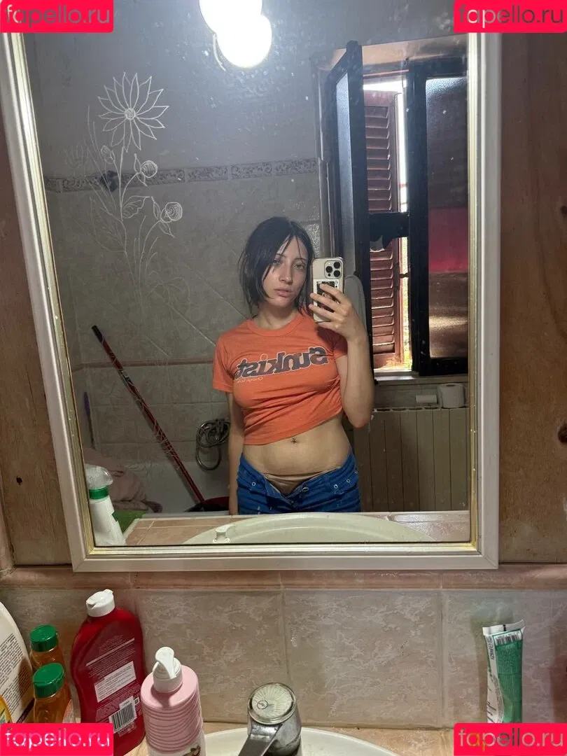 Roxyrose777 / roxy777_ / urislandwifey6969 Onlyfans Photo Gallery 