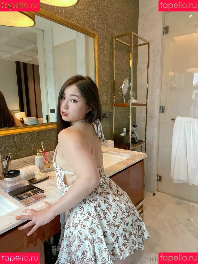 yimingcuriosityofficial Onlyfans Photo Gallery 