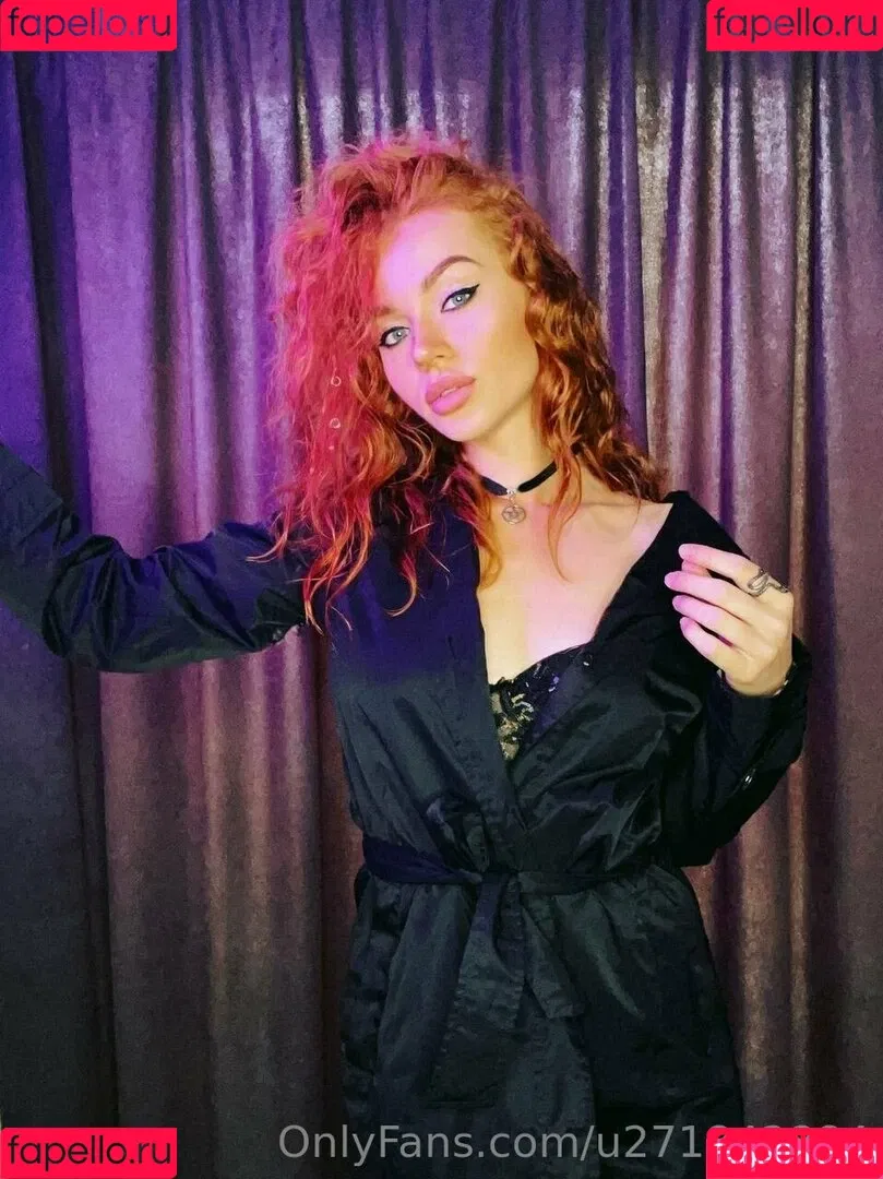 Natalie Lust / itsnatalielust / natalie_lust_ / queenofthen0rth Onlyfans Photo Gallery 
