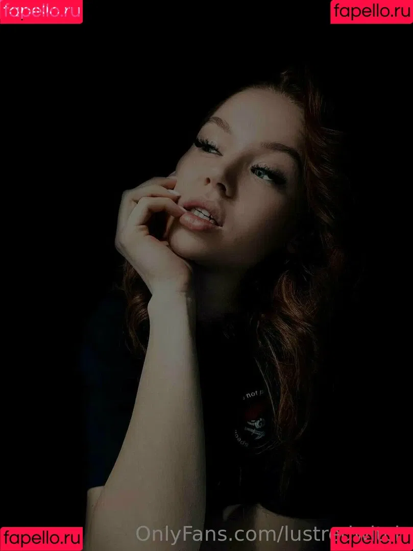 Natalie Lust / itsnatalielust / natalie_lust_ / queenofthen0rth Onlyfans Photo Gallery 