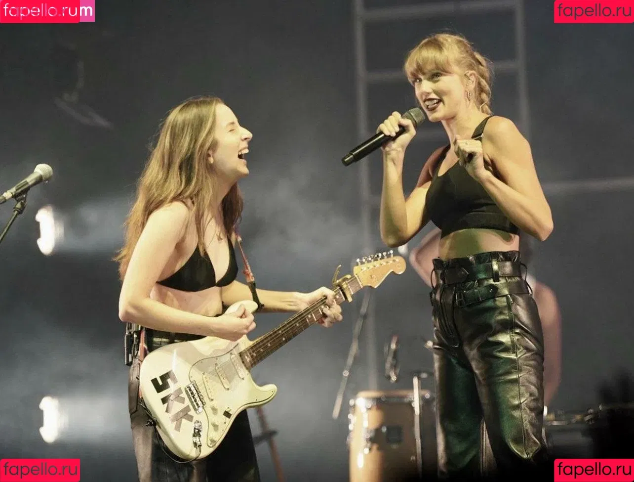 Taylor Swift / shawtiee / taylorswift / taylorswift13 Onlyfans Photo Gallery 