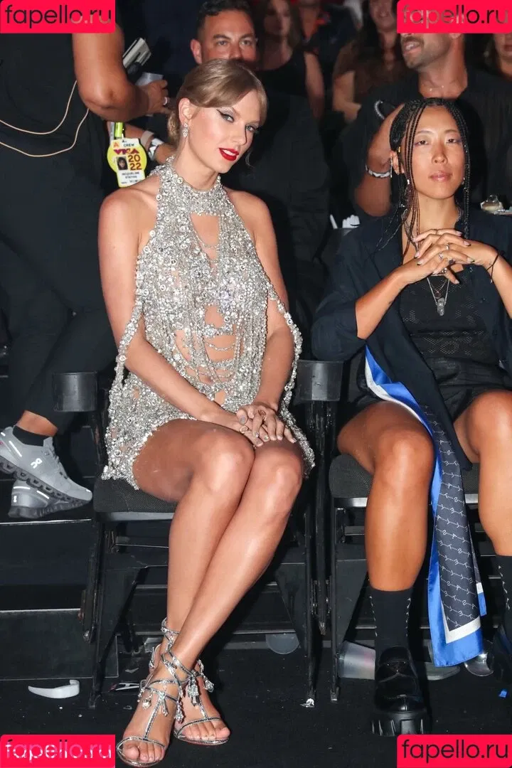 Taylor Swift / shawtiee / taylorswift / taylorswift13 Onlyfans Photo Gallery 
