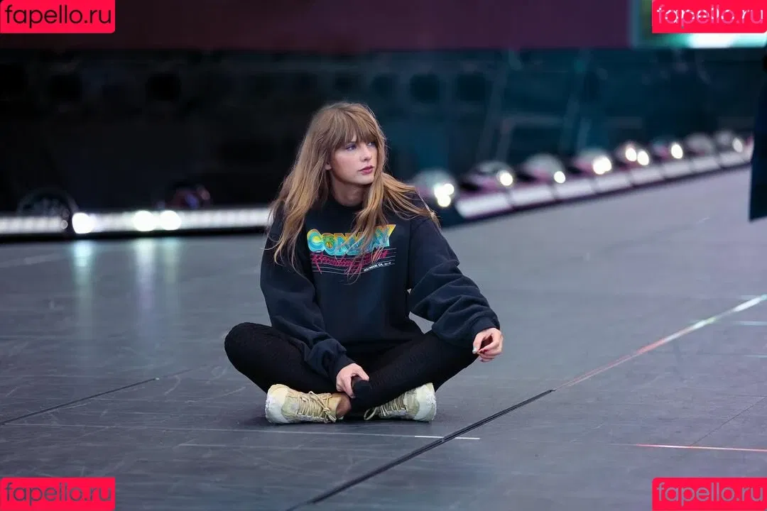 Taylor Swift / shawtiee / taylorswift / taylorswift13 Onlyfans Photo Gallery 