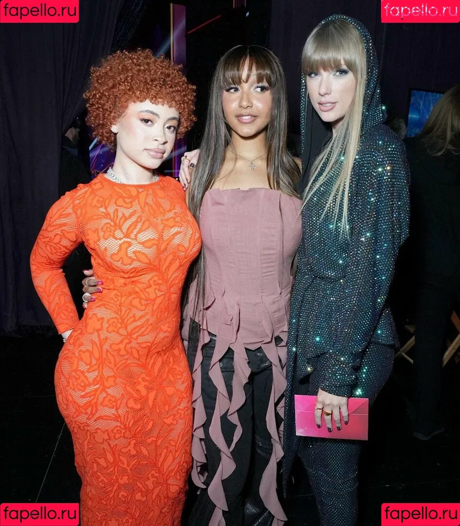 Taylor Swift / shawtiee / taylorswift / taylorswift13 Onlyfans Photo Gallery 