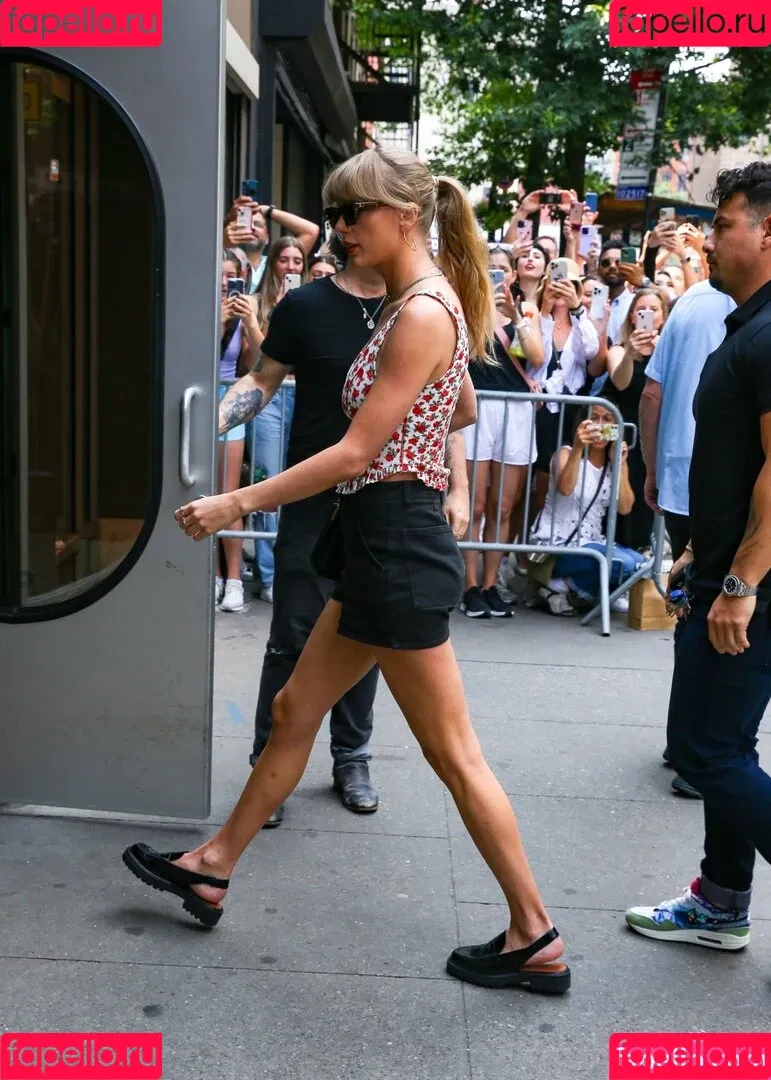 Taylor Swift / shawtiee / taylorswift / taylorswift13 Onlyfans Photo Gallery 