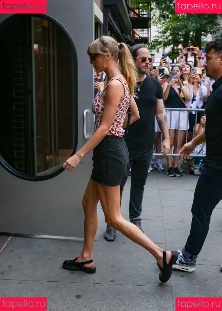 Taylor Swift / shawtiee / taylorswift / taylorswift13 Onlyfans Photo Gallery 