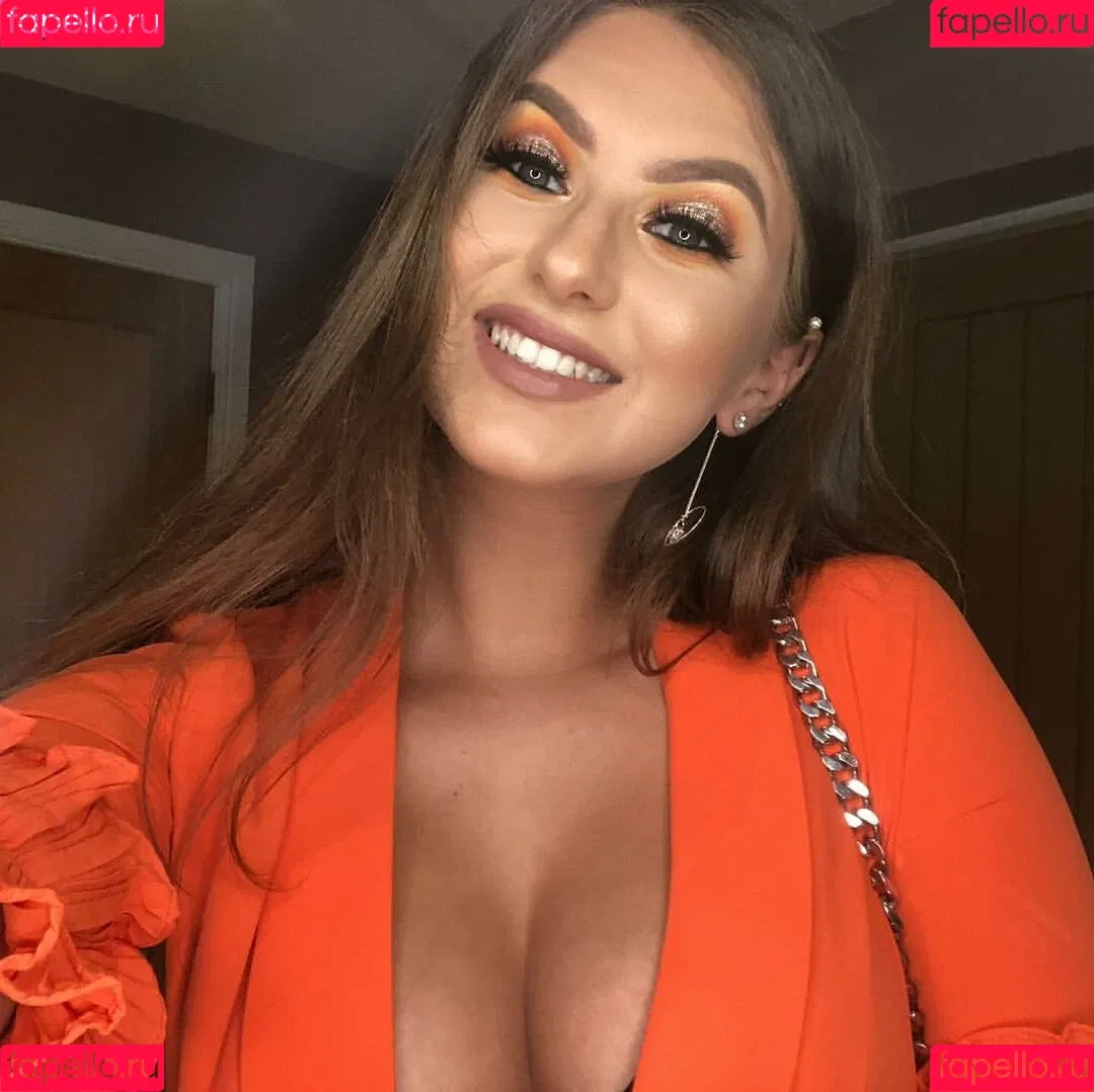 MyProtein / _fitnessbyamee / u157829302 Onlyfans Photo Gallery 