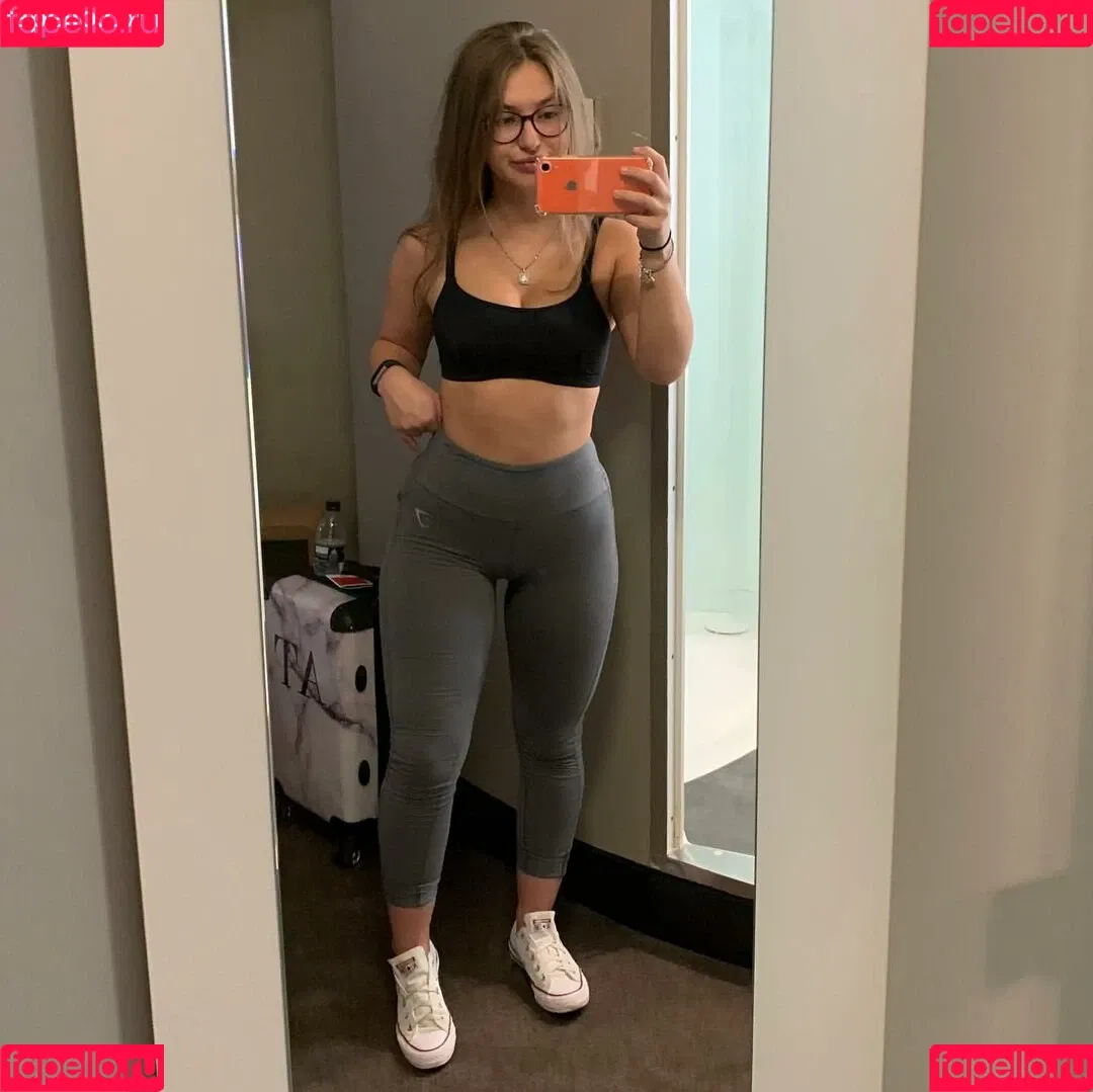 MyProtein / _fitnessbyamee / u157829302 Onlyfans Photo Gallery 